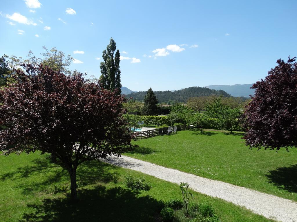 L'Enclos B&B Châtillon-en-Diois Exterior foto